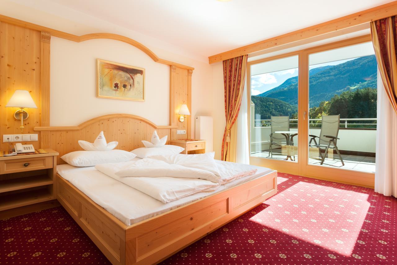 Hotel Kronblick Киенес Екстериор снимка